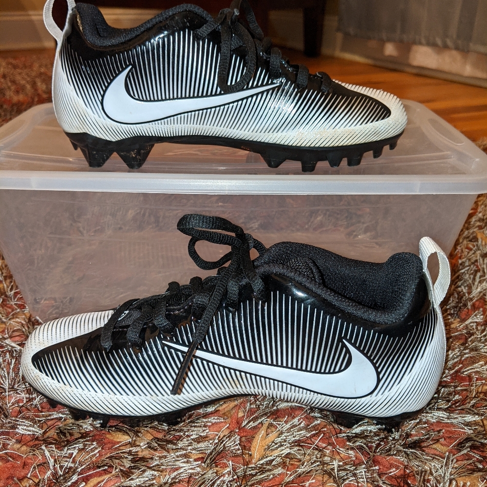 Nike Vapor Stike 5 Low Football Cleates 3Y
